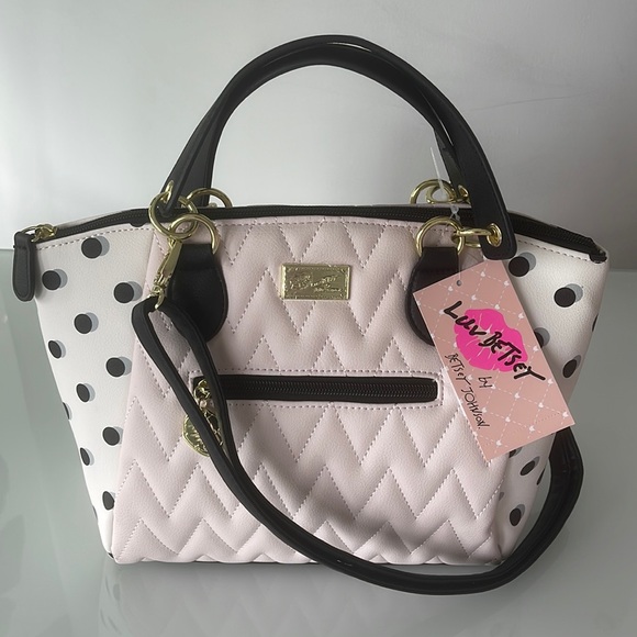 Betsey Johnson Handbags - NWT BETSEY JOHNSON LUVBETSEY SATCHEL SHOULDER BAG